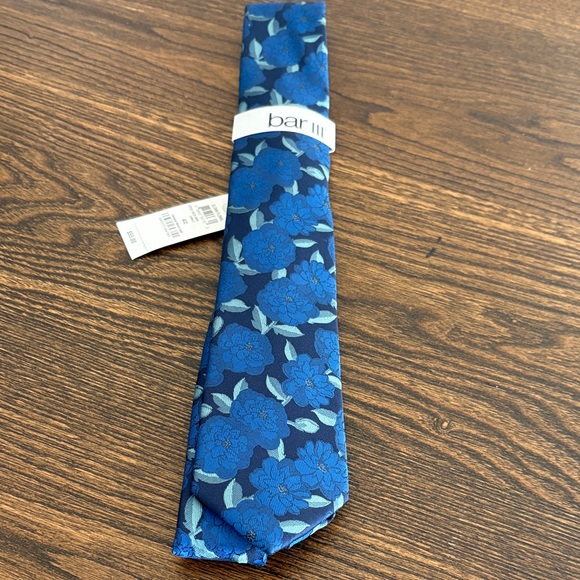 Bar III Bundle of Men's Floral Ties - Navy, Burgundy, Teal NWT 3 - Picture 6 of 7